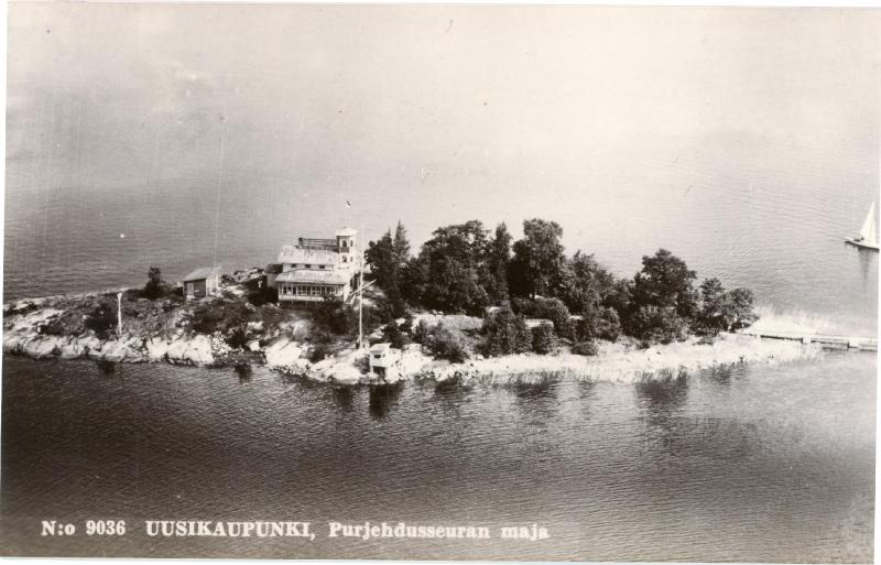 Esikatselukuva: Ilmakuva Pursiseuran paviljongista