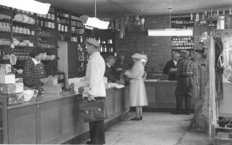 Esikatselukuva: Sekatavarakauppa, J. E. Tervasen kauppa, Rantakatu 25 (?), Uusikaupunki