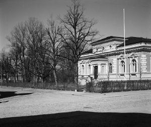 Esikatselukuva:&nbsp;Piispankatu 9 - Agricolankatu 2, arkkipiispantalo
