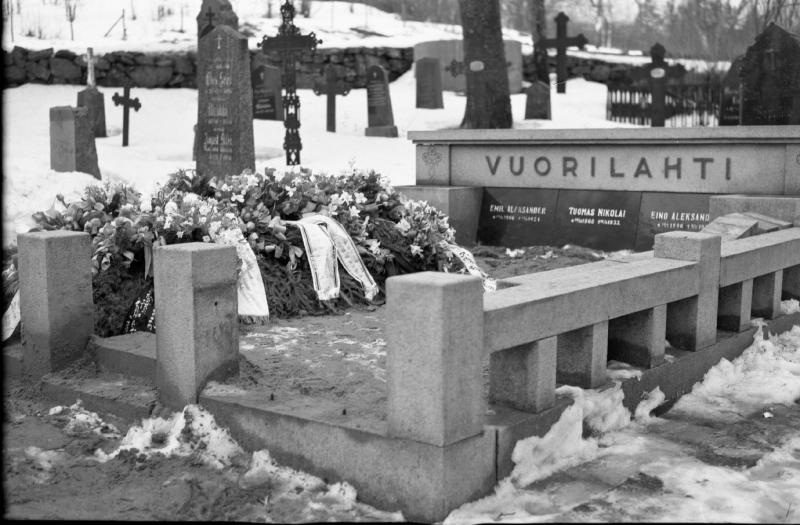 Esikatselukuva: Gunnar Vuorilahti, hauta